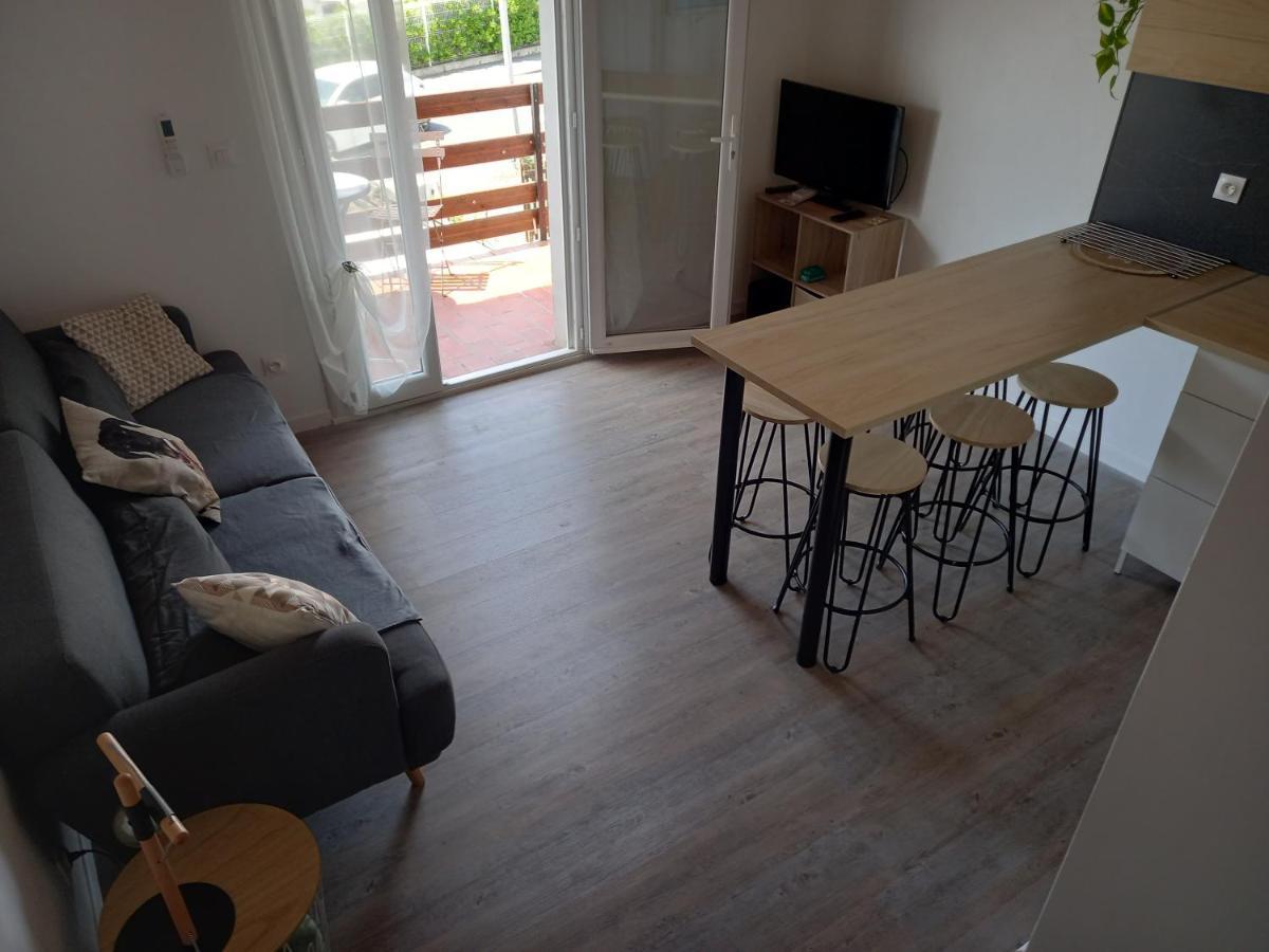 Les Cyclades, T3 Climatise, Terrasse, 500m * Le Grau-dʼAgde
